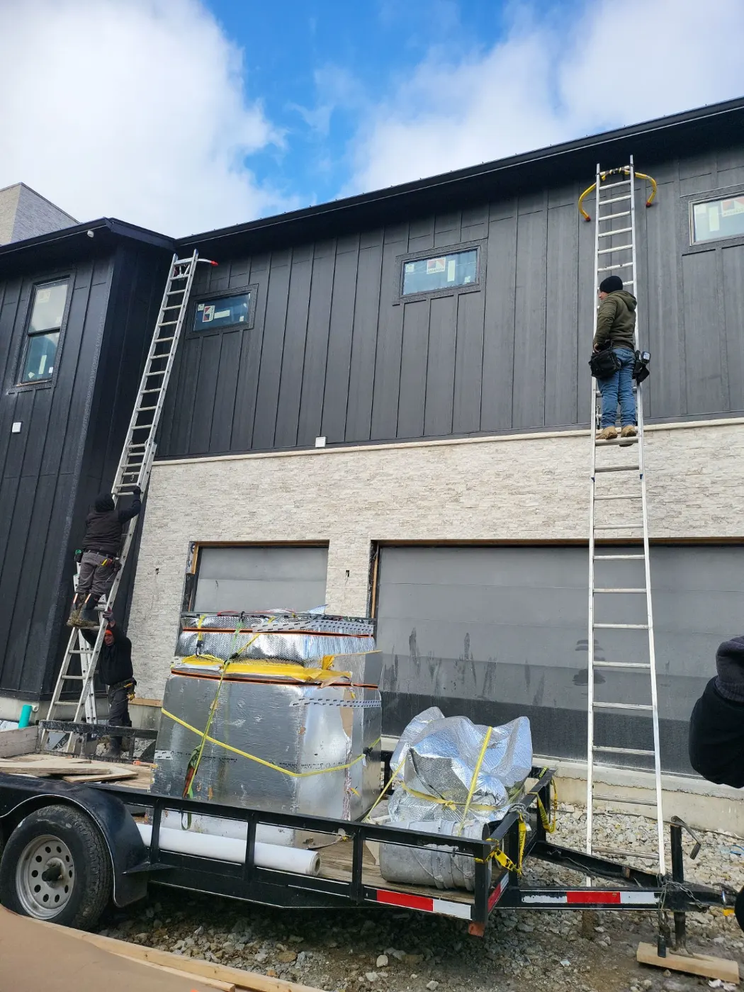 Vinyl siding replacement completed in Wood Wind